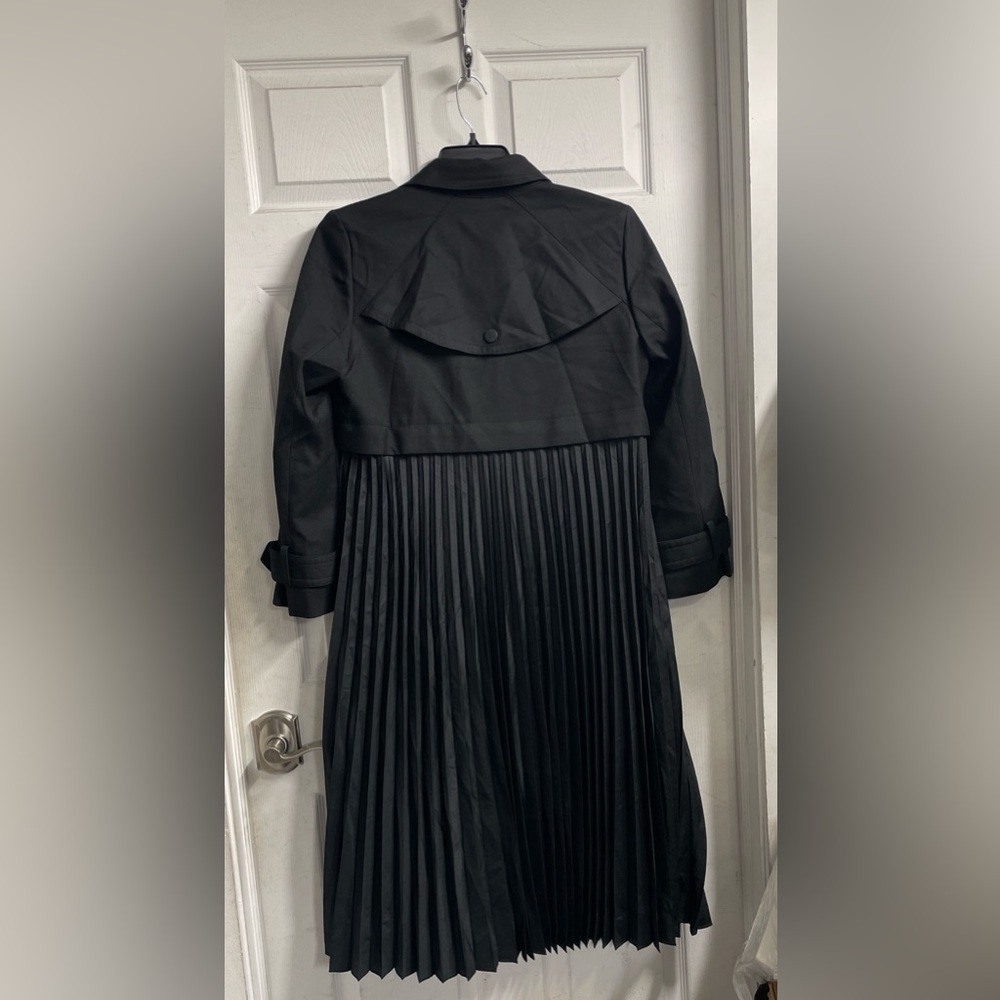 Samy Pleated Trench Coat - Picture 6 of 6